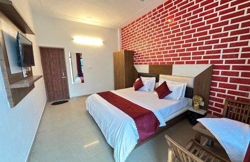 Kishangarh Hotel | Hotel Mist - Budget AC Rooms Near Chandigarh