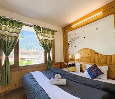 Vashist Resort | Hotel Mountain View Hill-Top Heaven Resort Cafe And Restuarant