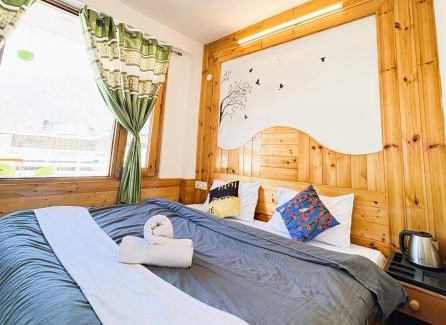 Vashist Resort | Hotel Mountain View Hill-Top Heaven Resort Cafe And Restuarant