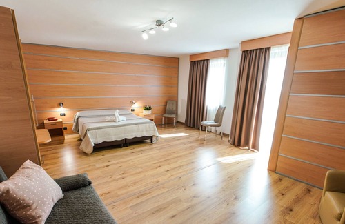 Santeramo in Colle Hotel | Hotel Murgia