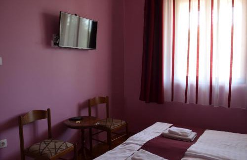 Balatonmariafurdo Hotel | Hotel Napsugár