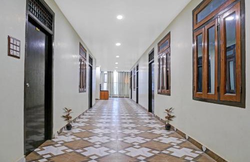 Jhusi Hotel | Hotel O Atharv Palace