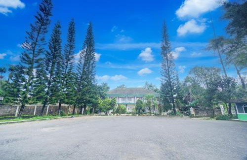 Cisarua Hotel | Hotel O Bogor near Taman Safari formerly Hotel Rudian 1