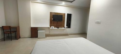 Bawal Hotel | Hotel O Green Orch