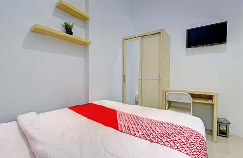 West Semarang Hotel | Hotel O New Puspa Residence