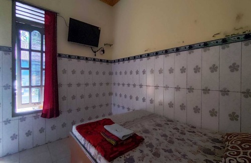 Pleret Hotel | Hotel O Pondok Wisata Sekar KemuningNearWonogondang Camp (Bumi Perkemahan Wonogondang)