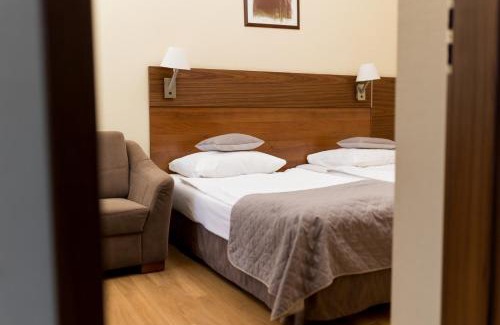 Podlesice Hotel | Hotel Ostaniec