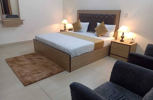 Rohtak Hotel | Hotel Park View By GRB