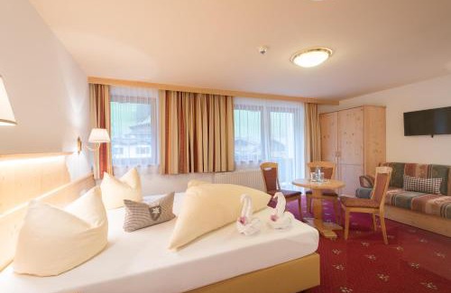 Lanersbach Hotel | Hotel Pinzger Tux