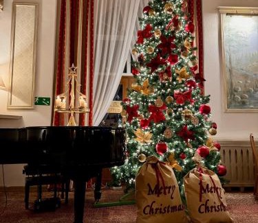 Swieradow-Zdroj Hotel | Hotel Pod Jeleniem