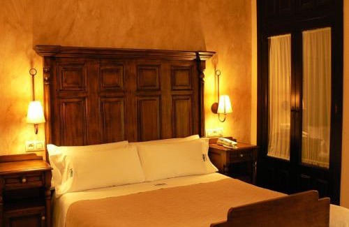 La Catedral Hotel | Hotel Posada de Vallina by MiRa