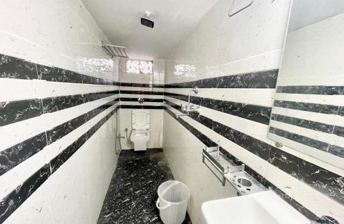 Varanasi Hotel | Hotel PSR Prem-Shobha Residency ! Varanasi fully-Air-Conditioned hotel at prime location with off site Parking availability, near Kashi Vishwanath Temple, and Ganga ghat - 2