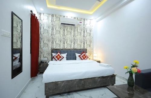 Bareilly Hotel | Hotel Rajani Best Hotel In Bareilly AC OR NON AC Room