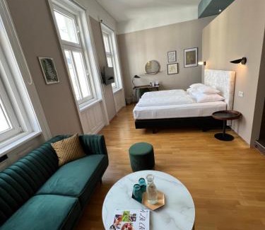 Sankt Ulrich Hotel | Hotel Rathaus - Wein & Design