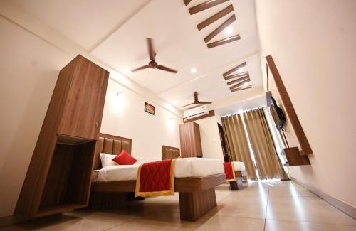 Beltangadi Hotel | Hotel Rays Inn Boarding & Lodging