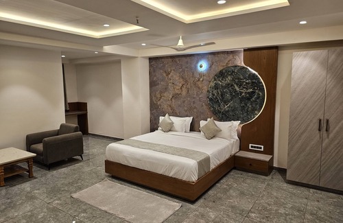 Ahmedabad Hotel | Hotel Rd's