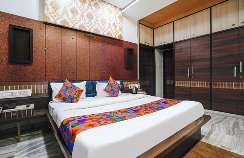 Ahmedabad Hotel | HOTEL REST AND PEACE