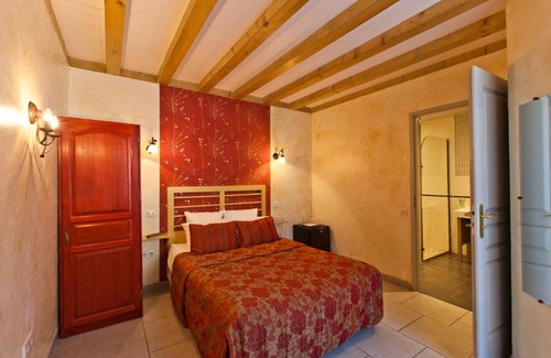 Arbois Hotel | Hotel-restaurant Les Caudalies