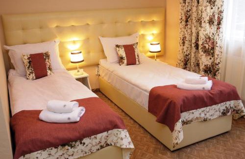 Yaremche Hotel | Hotel&Restaurant Premium Club