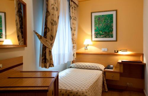 La Coruna Hotel | Hotel Riazor