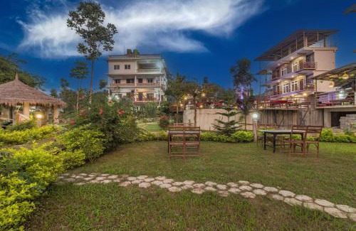Sauraha Hotel | Hotel Riverside with Swimming pool