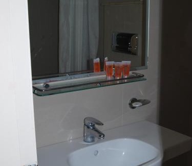 Rhodes Hotel | Hotel Riviera