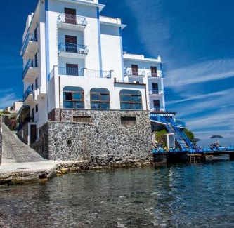 Lipari Historic Centre Hotel | Hotel Rocce Azzurre