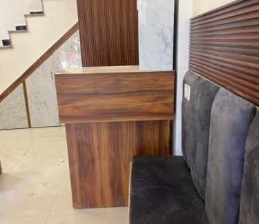 Agra House | Hotel Rohit ,Agra cantt Railway station