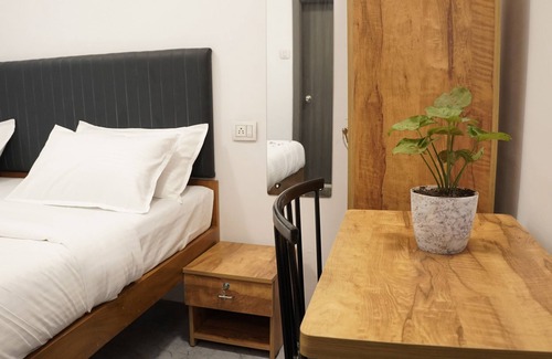 Adajan Hotel | Hotel Royal Accord