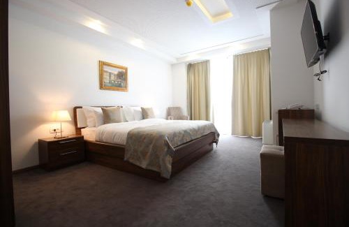 Old Town Hotel | Hotel Royal Gold City - Hotel Ruža