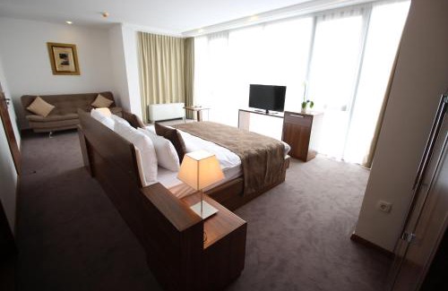 Old Town Hotel | Hotel Royal Gold City - Hotel Ruža