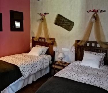 Arenas de San Pedro Hotel | Hotel Rural El Marquesito Antigua Casa Carmela