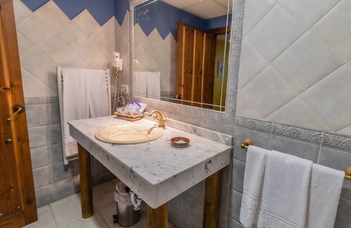 Plasenzuela Hotel | HOTEL RURAL EL LABRIEGO BY VIVERE STAYS