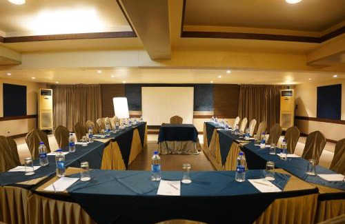 Paud Hotel | Hotel Sadanand Regency - Newly Renovated