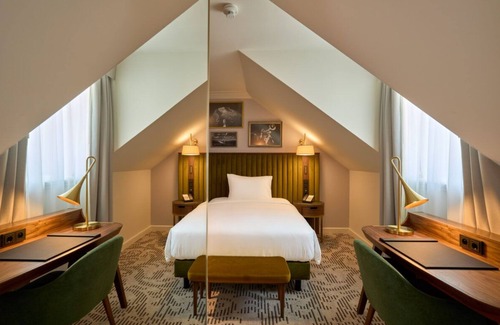 Old Town Hotel | Hotel Saski Krakow, Curio Collection by Hilton