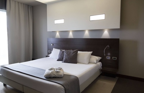 Pomezia Hotel | HOTEL SELENE POMEZIA