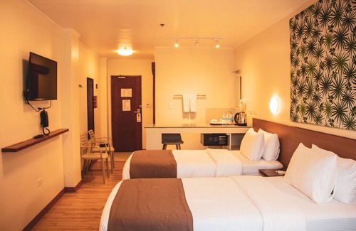 Legazpi Hotel | Hotel Sentro Legazpi