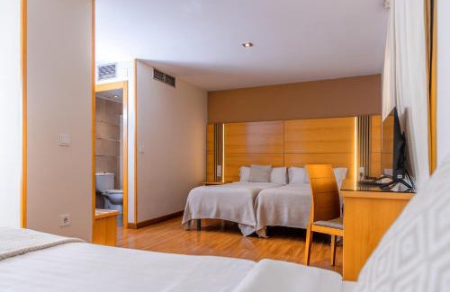 Centro Comercial Hotel | Hotel Serrano