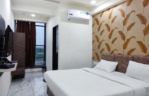 Rajpipla Hotel | Hotel Shivam
