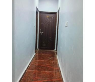 Varanasi Hotel | Hotel Shivashram Guest House Near Rampura Luxa Road - Kashi Vishwanath Temple - Paid Parking - Fully Air Conditioning Guest House