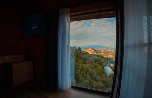 Zues Hotel | Hotel Shpija e Gjyshit