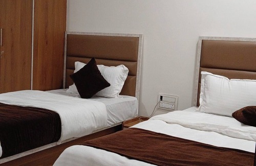 Bopal Hotel | Hotel Shree Hari Om Residency