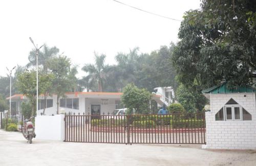 Khajuraho Hotel | Hotel Shree Krishna Jungle Resort