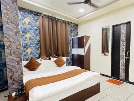 Nathdwara Hotel | Hotel Shree Vijay I g66ogoIoo6 just 100mtr from temple 1min away