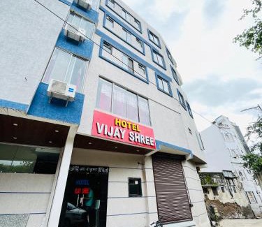 Nathdwara Hotel | Hotel Shree Vijay I g66ogoIoo6 just 100mtr from temple 1min away