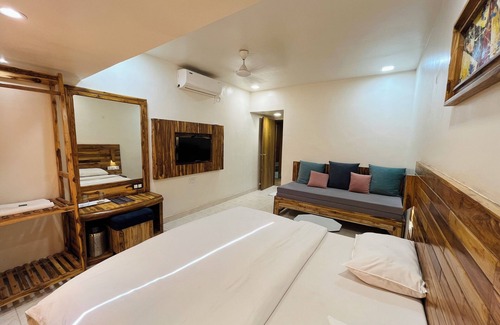 Amravati Hotel | Hotel Shripad Continental