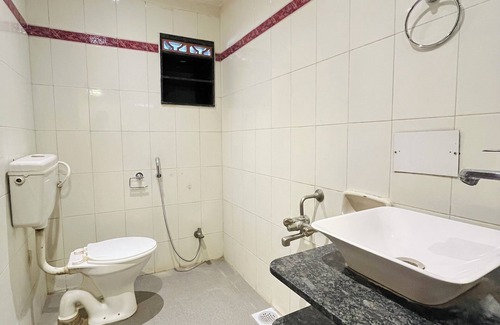 Amravati Hotel | Hotel Shripad Continental