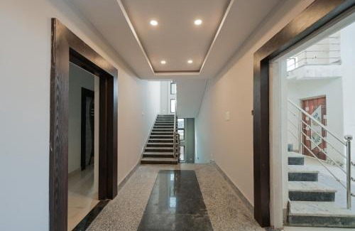 Bhubaneshwar Hotel | HOTEL SIGNATURE PREMIUM