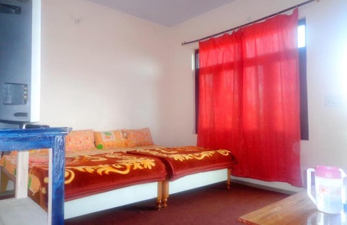 Kausani Hotel | Hotel Snow View Guest House kausani