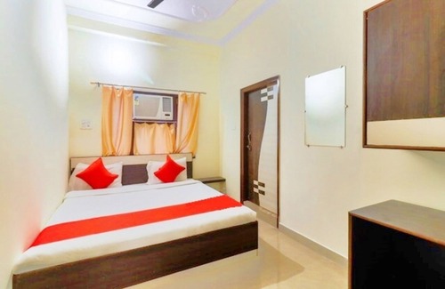 Mughal Sarai Hotel | Hotel Station View Mughalsarai by ShriGo Hotels